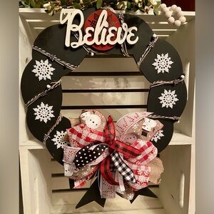 Studio M Black and White Holiday Wooden Bow Wreath with Snowflakes and Bow
